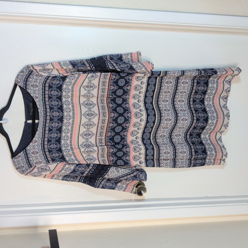 Luxology Boho Bell Sleeves Dress NWT Size 16P - Picture 2 of 8